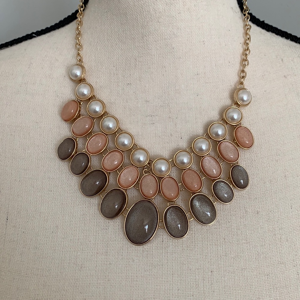 Necklace - Picture 1 of 4